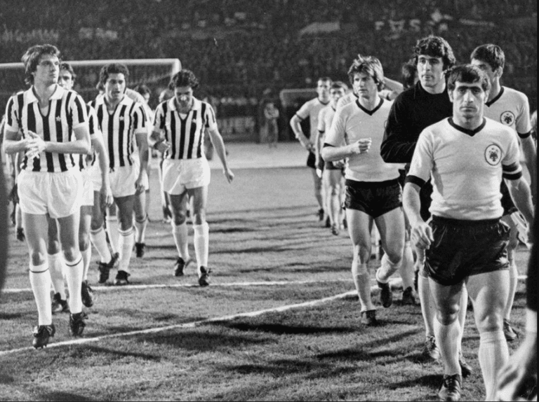 JUVENTUS-VS-AEK-4-1-UEFA-CUP-1976-1977-768x574.png